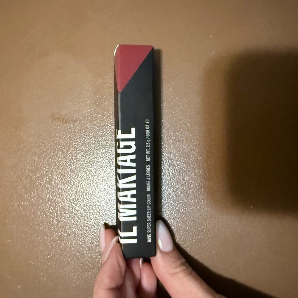 IL MAKIAGE Lipstick color RAVE